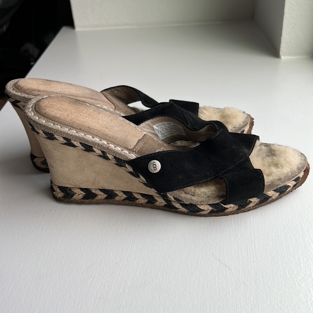 Ugg Margot Leather Shearling Wedge Sandal